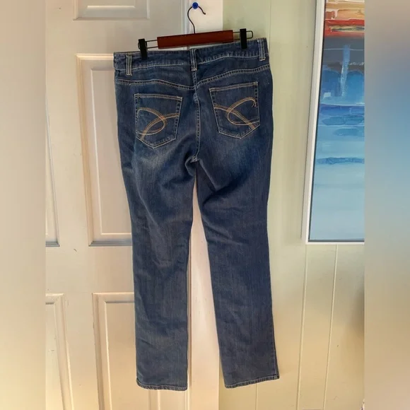 Chico’s Platinum Denim Straight legged jeans Chico’s size 1 (Sz 8 Medium) - Picture 2 of 5